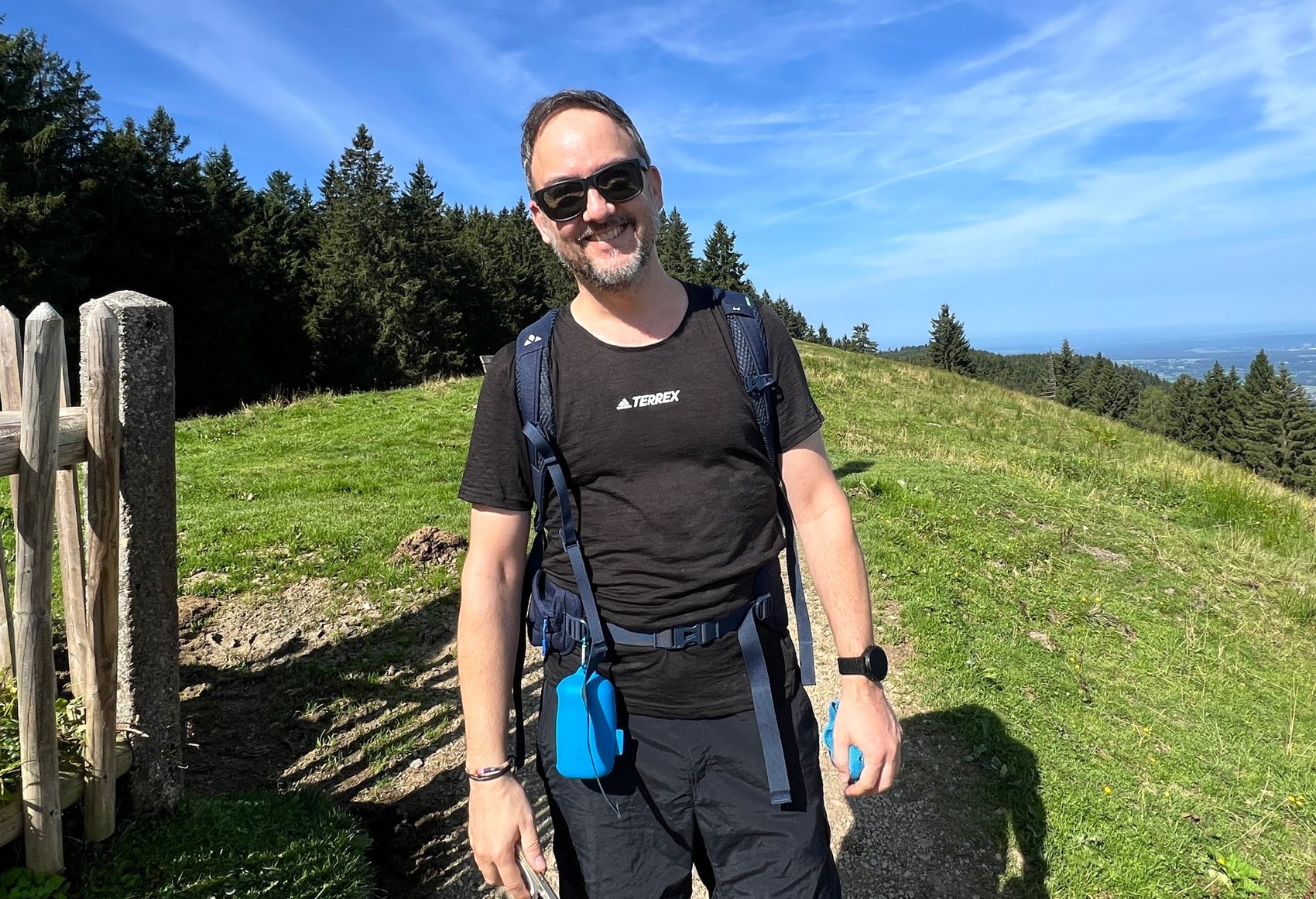 Timur beim Wandern